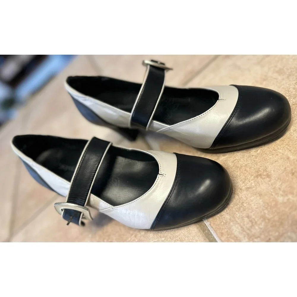 Women's Kumfs Mary Jane Heels Black And White‎ Size 40 - US 9.5